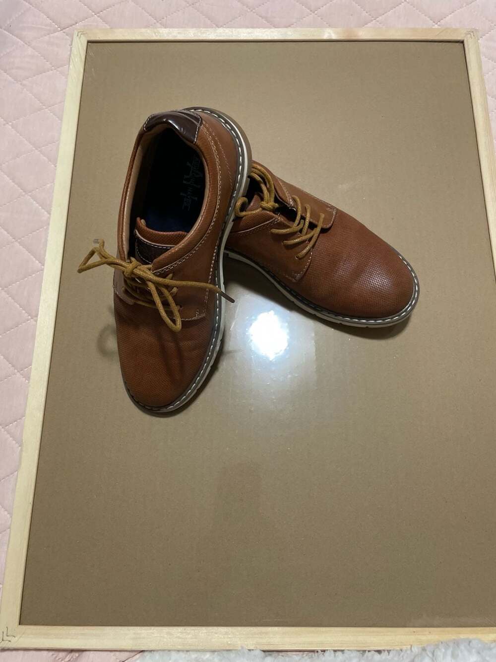 Big kids size 2, Ashford Hayes dress shoes.